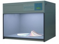 Color assessment cabinet- T and P series